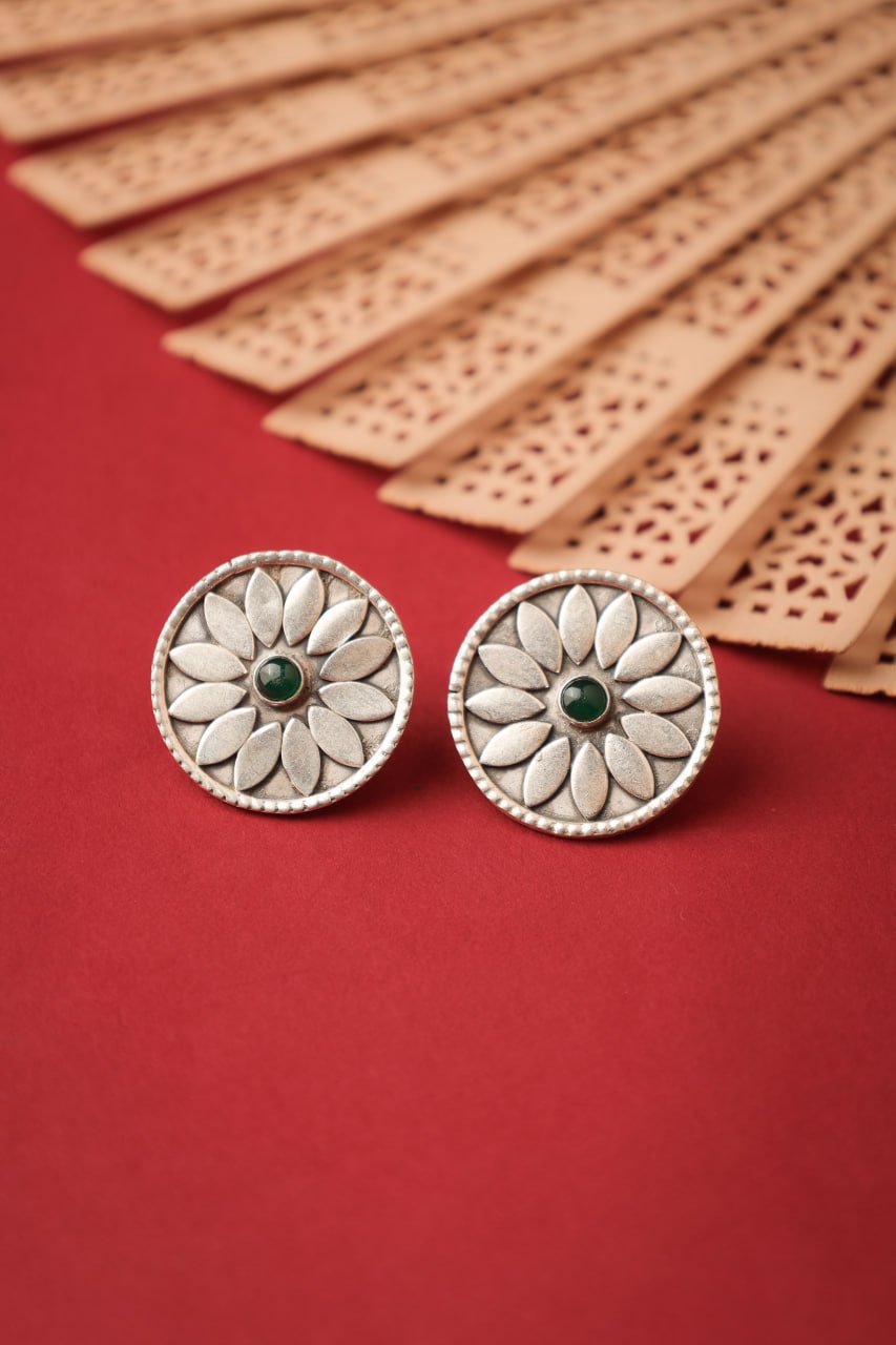 Mizoya Flower Motif Green Stud Earring