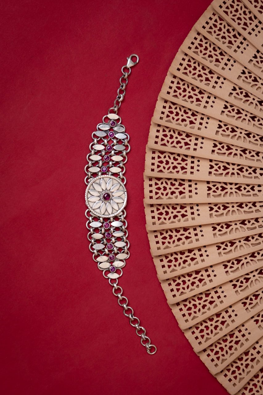 Mizoya Flower Motif Jali Jadau Bracelet