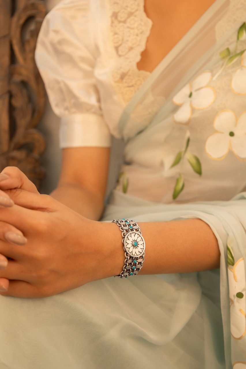 Mizoya Flower Motif Jali Jadau Turquoise Bracelet