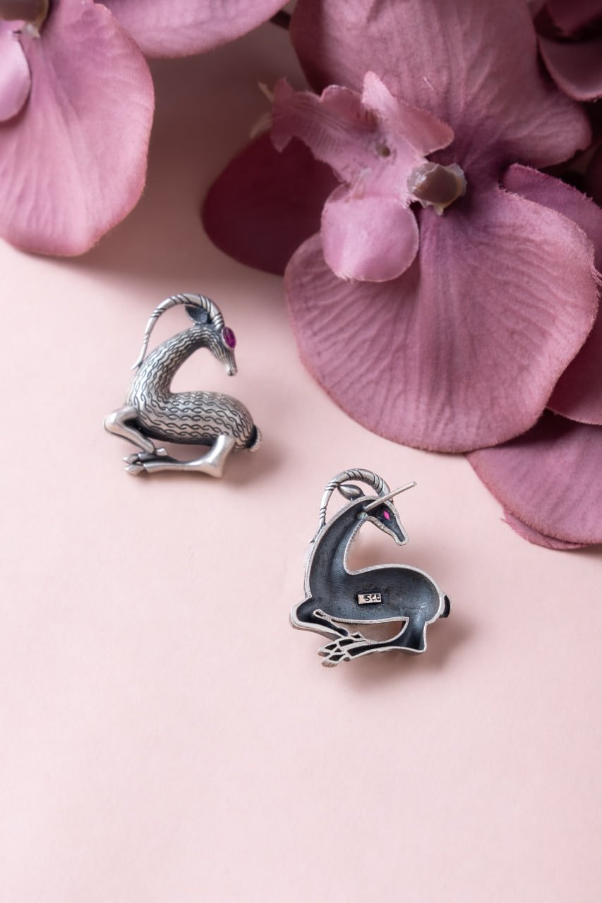 Mizoya Hiran Statement Stud Earring