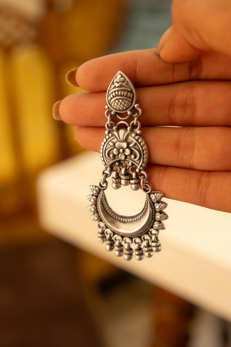925 pure silver intricate chandra drop earrings, detail view
