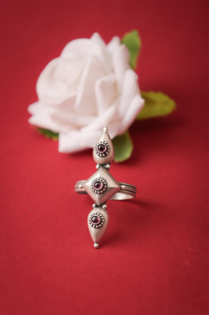 Mizoya Tri Motif Pink Stone Ring