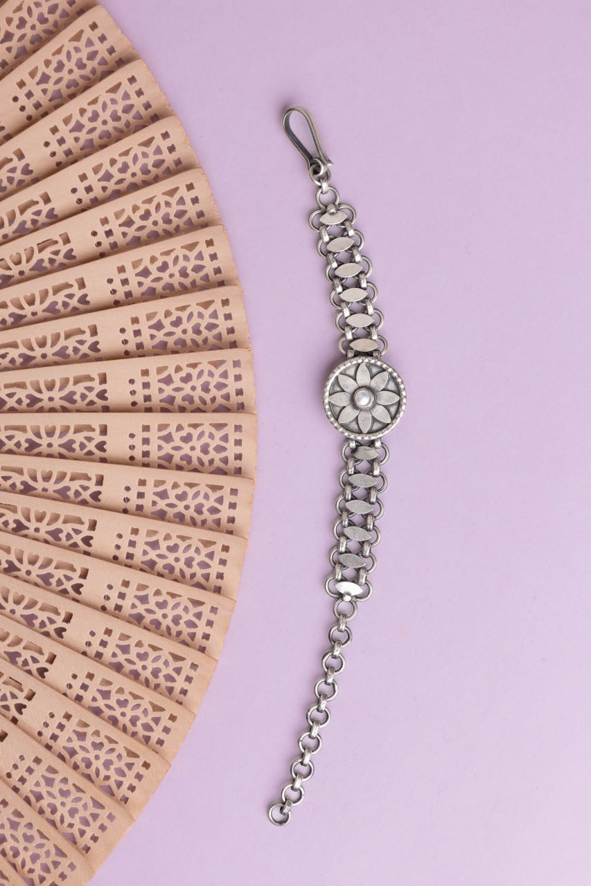 Mizoya Versatile Flower Motif Bracelet