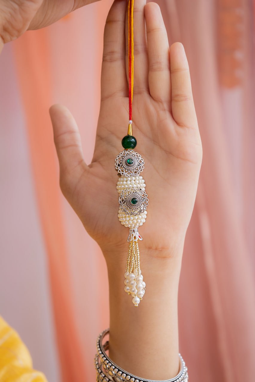Moh Carved Toe Ring Pearl Drop Lumba Rakhi