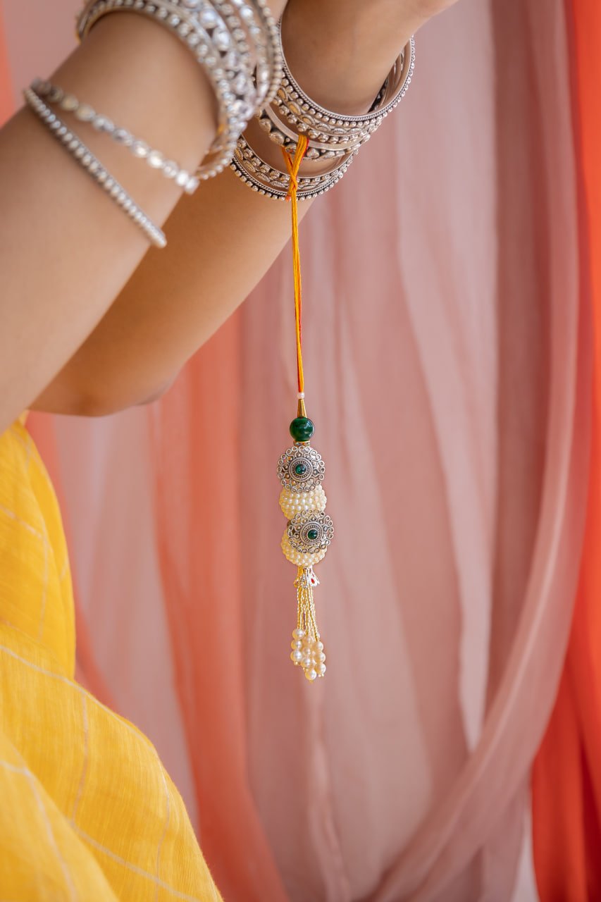 Moh Carved Toe Ring Pearl Drop Lumba Rakhi