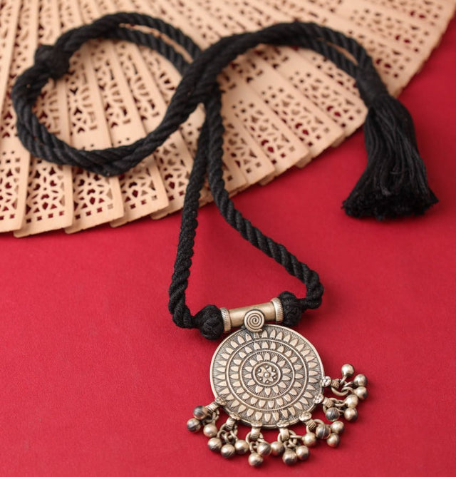 Mizoya Concentric Ghughri Dori Necklace