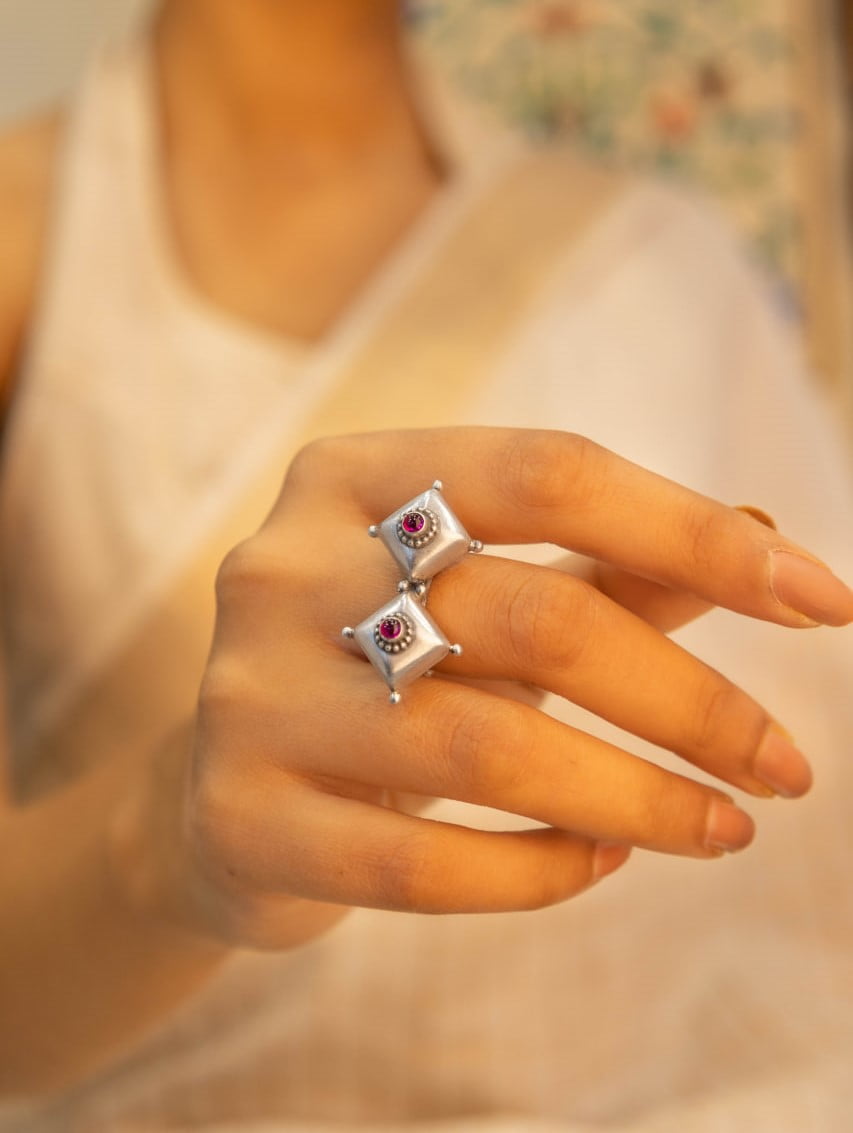 Moh Dual Tikdi Embossed Pink Matte Ring