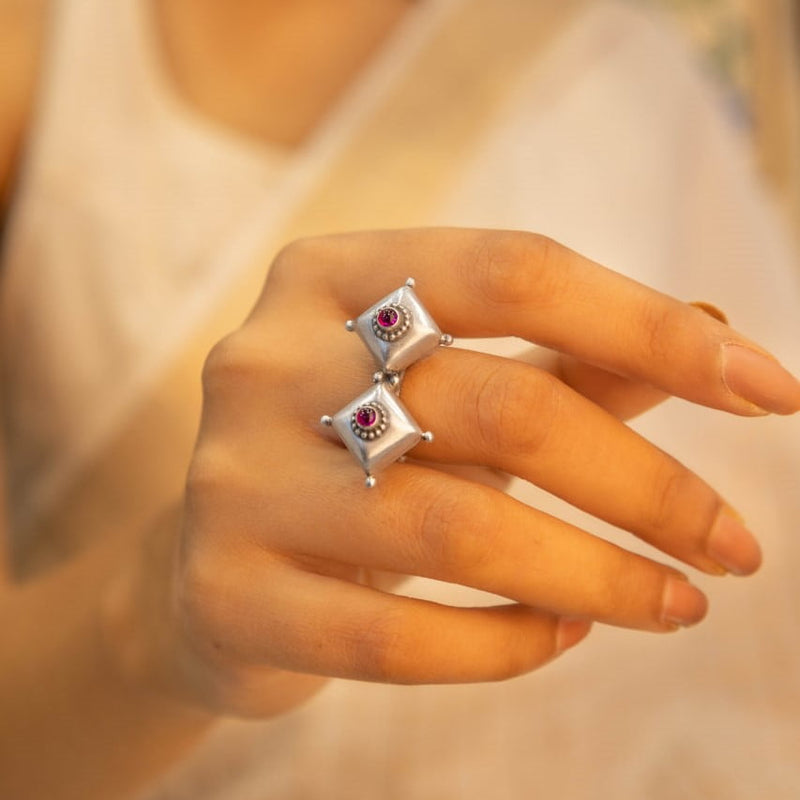 Moh Dual Tikdi Embossed Pink Matte Ring