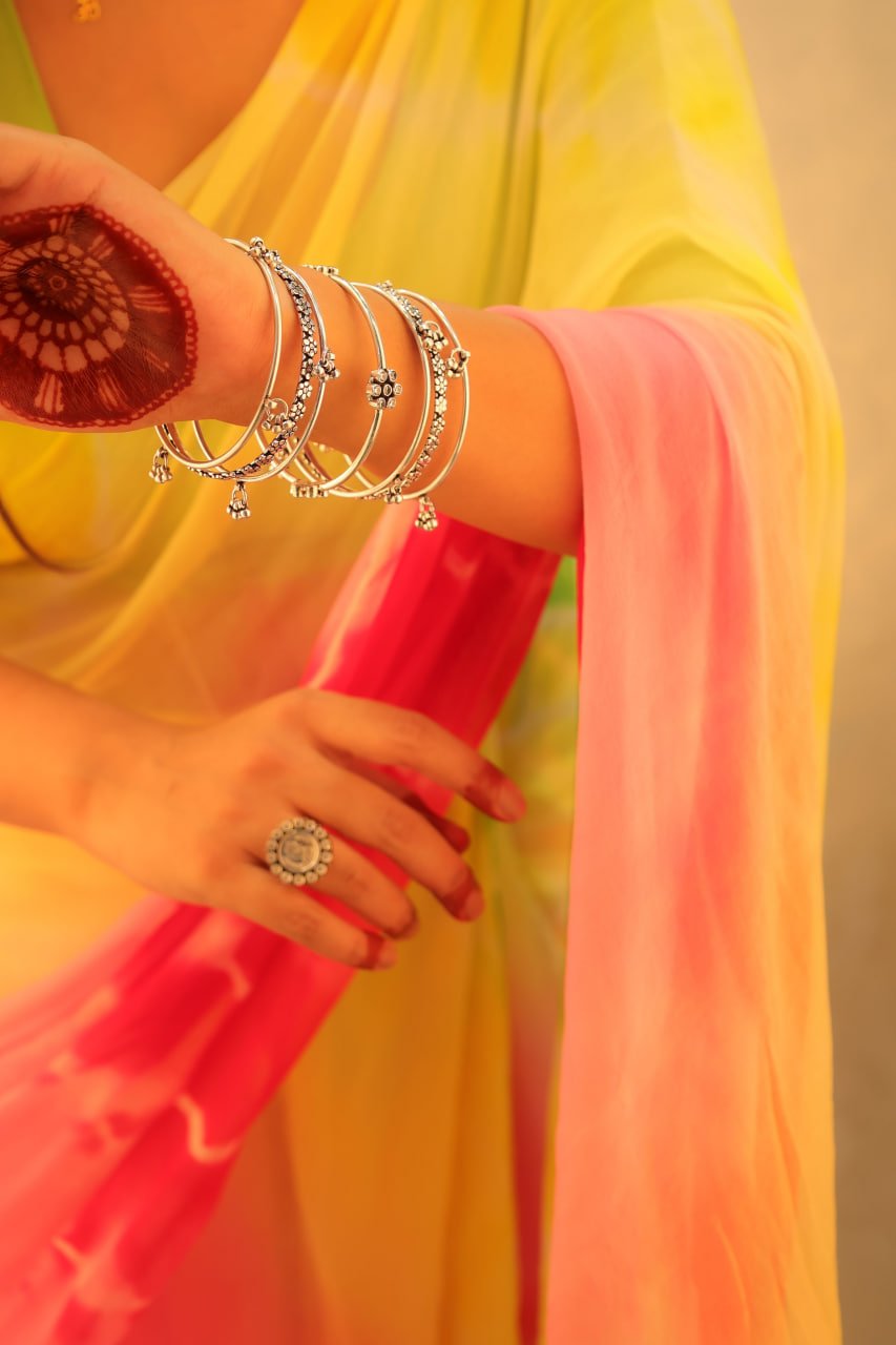 Moh Flora Ghughri Versatile Bangle Set