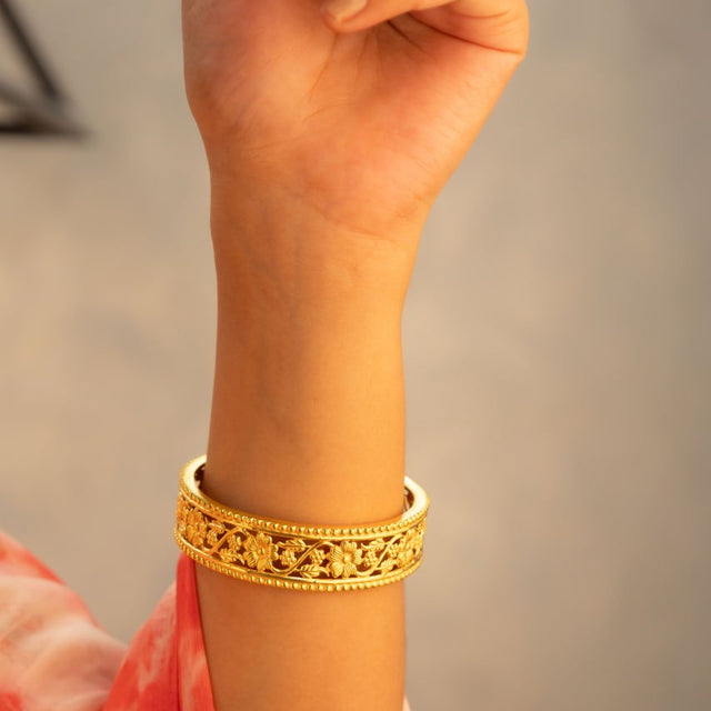 92.5 sterling silver Moh Intricate Flower Leaf Gold Tone Bangle, view 2
