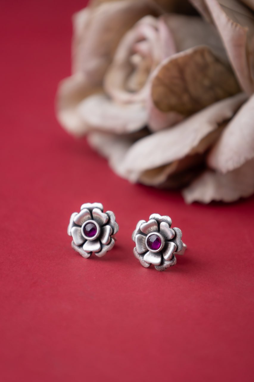Moh Intricate Rose Everyday Stud Earring