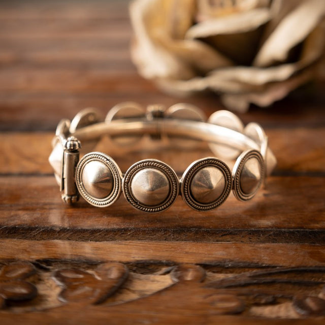 Moh Tikdi Sequence Timeless Kada