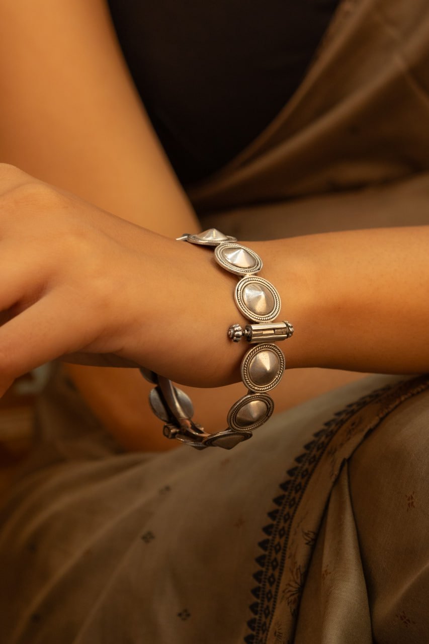 Moh Tikdi Sequence Timeless Kada