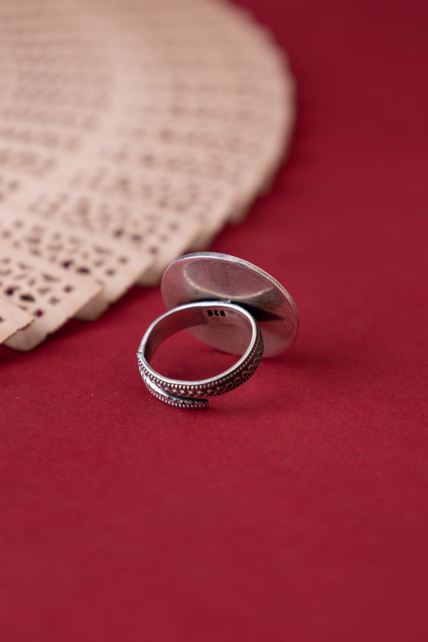 Moh Versatile Intricate Pearl Ring