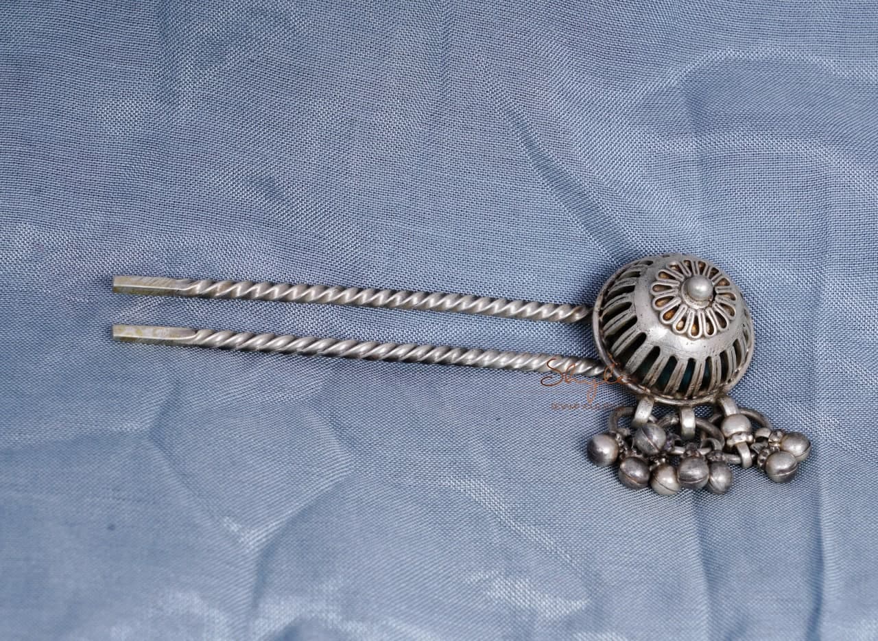 Mizoya Carved Embossed Ghughri drop Juda pin front