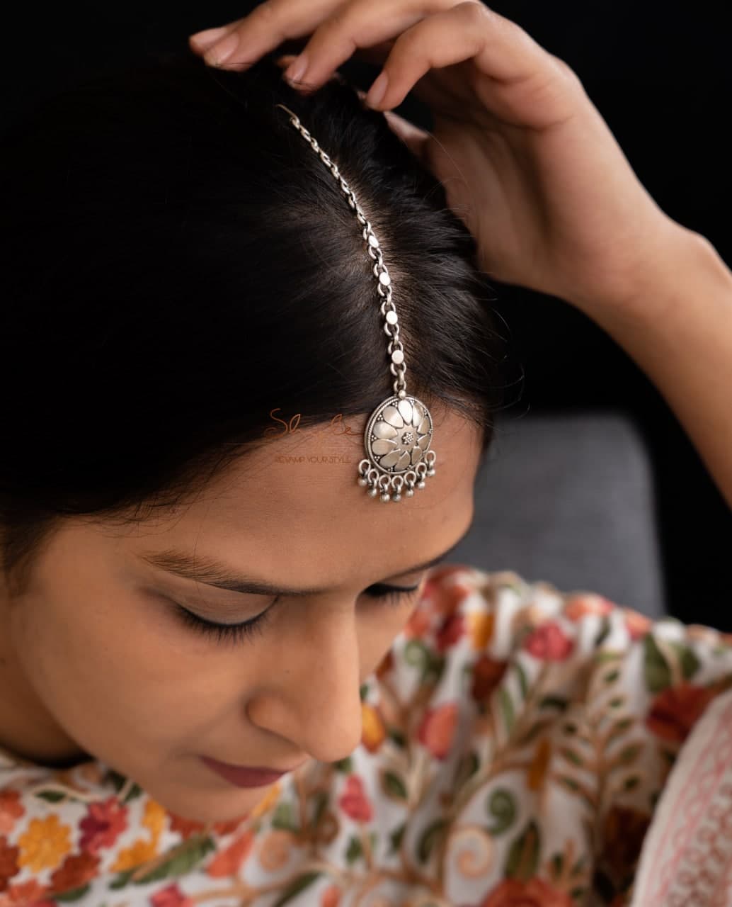 Moh Petal ghughri Maangtika (1)