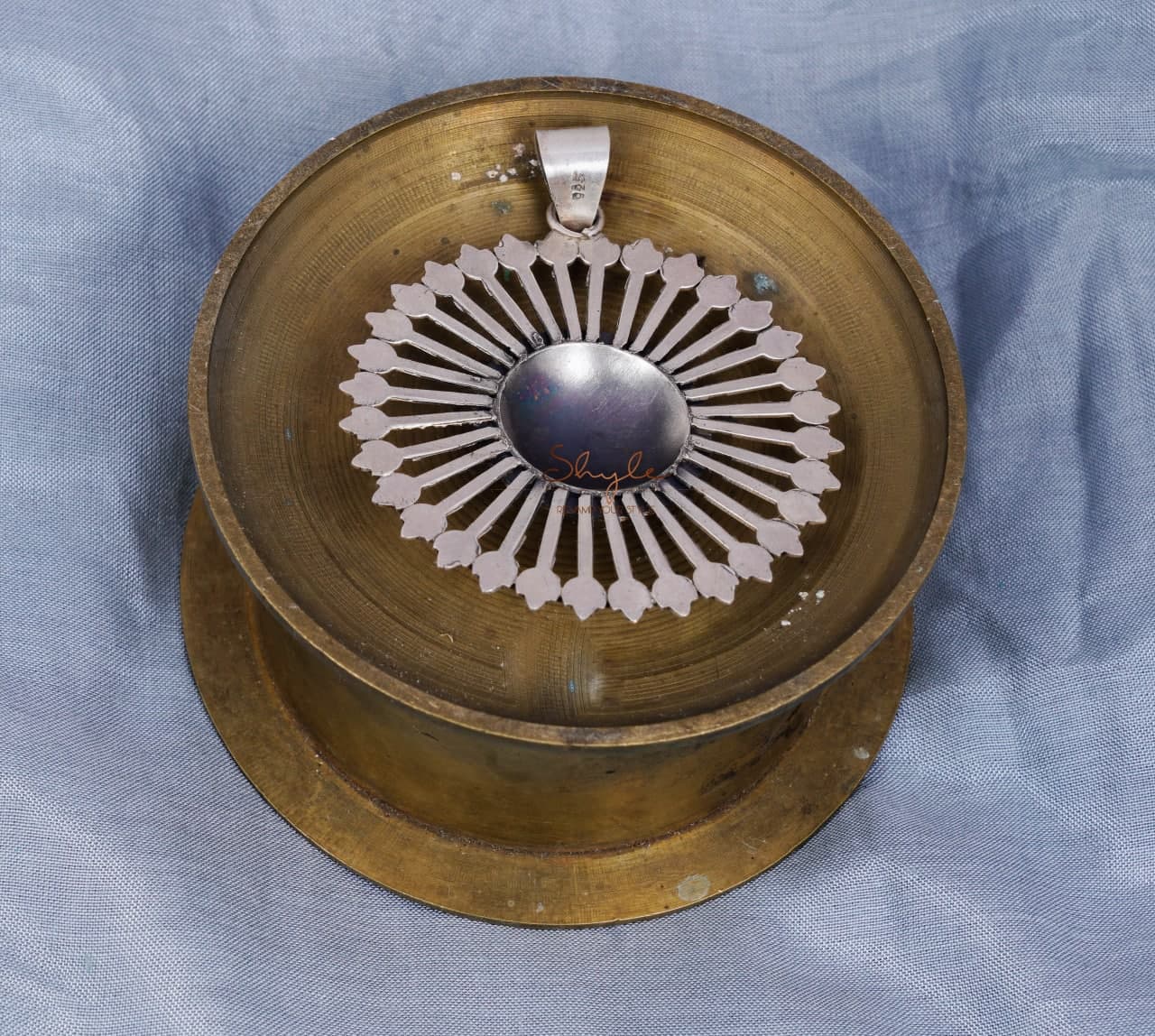 Anvaya Intricate Chakra Pendant