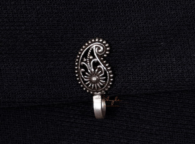 Moh Intricate Carry Nose Clip on