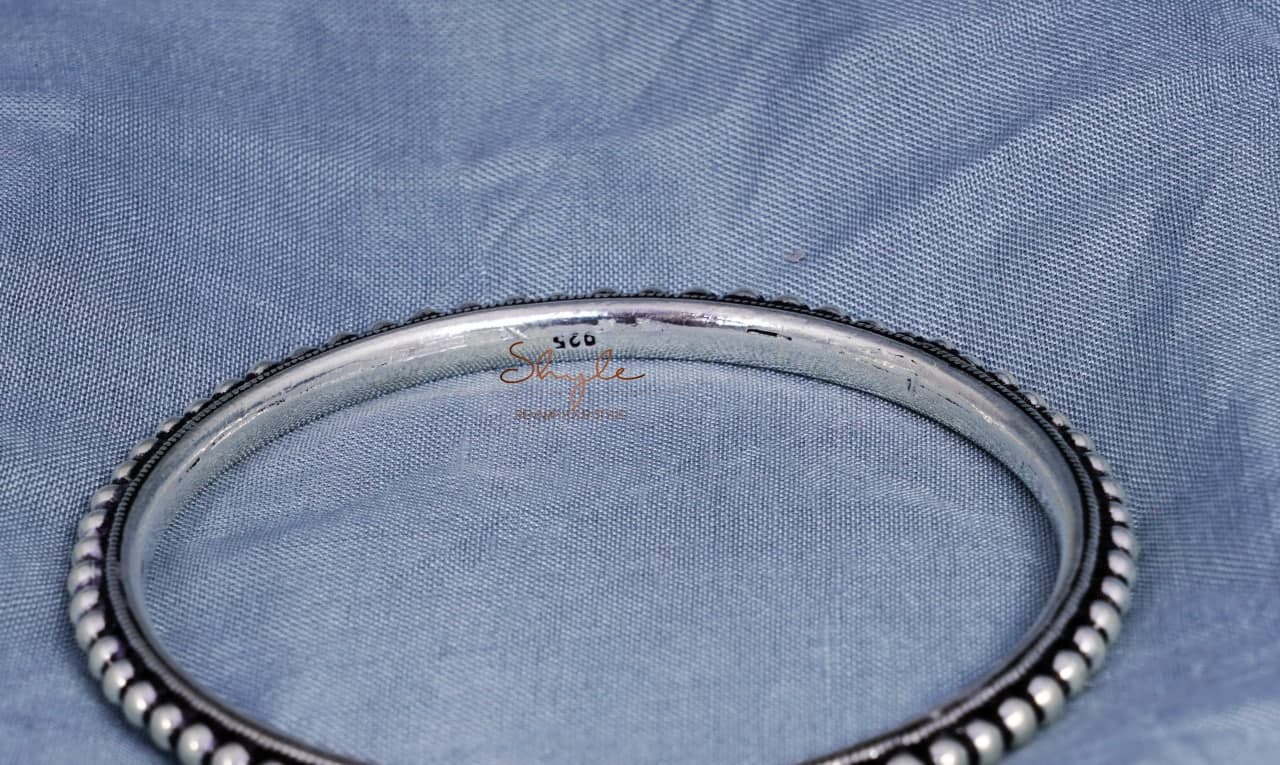 Mizoya Fine Dana Bangles back