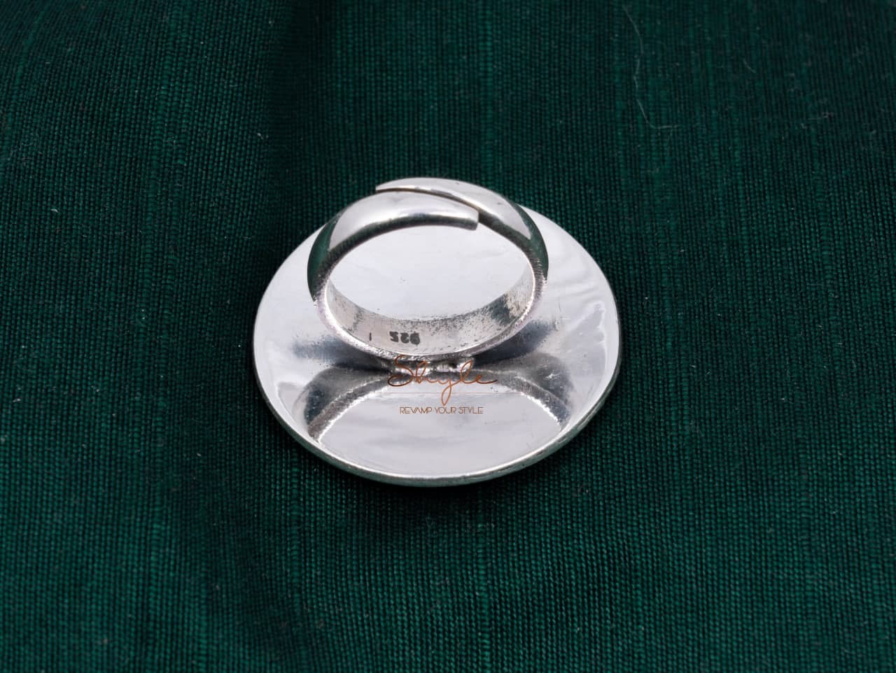 Adya Dana Work Concentric Ring