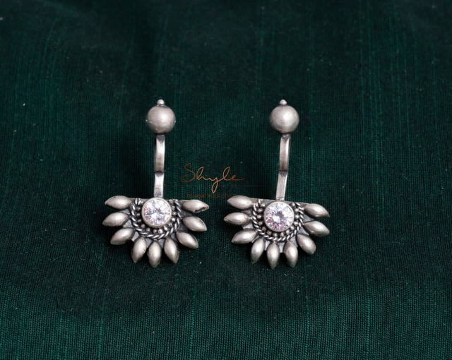 Adya Petal Zircon clip on Bugadi front