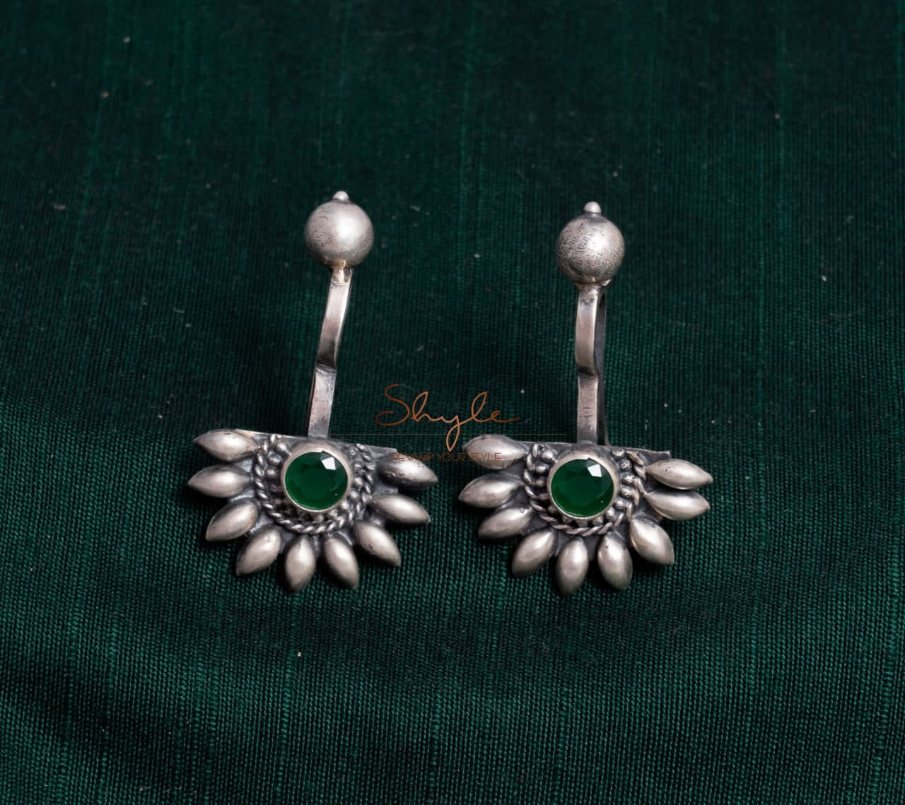 Adya Petal Green clip on Bugadi