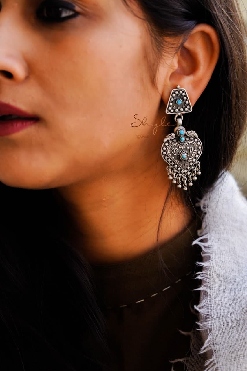 Mizoya Paan drop turquoise classic earrings