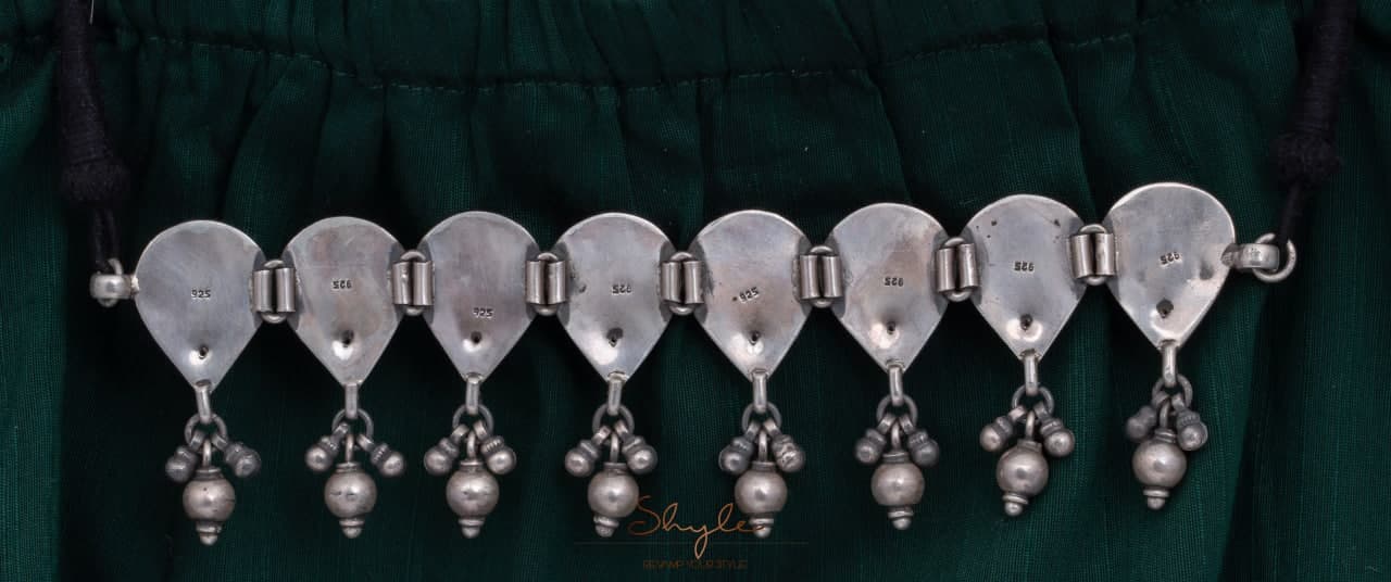 Anvaya Ganesha Ghughri Choker