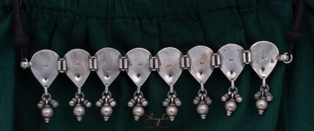 Anvaya Ganesha Ghughri Choker