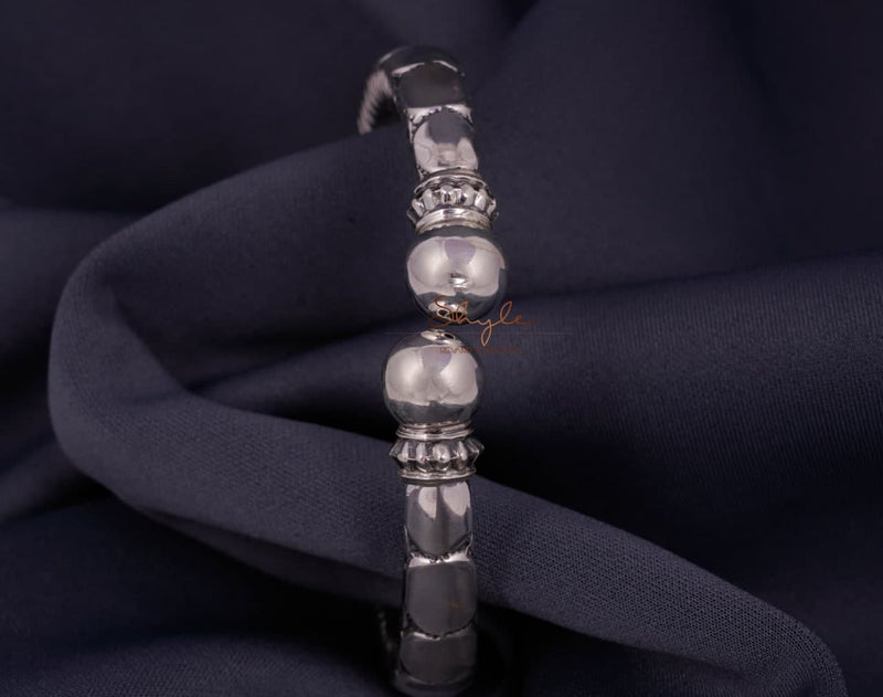 Moh Fine Versatile Ball Kada