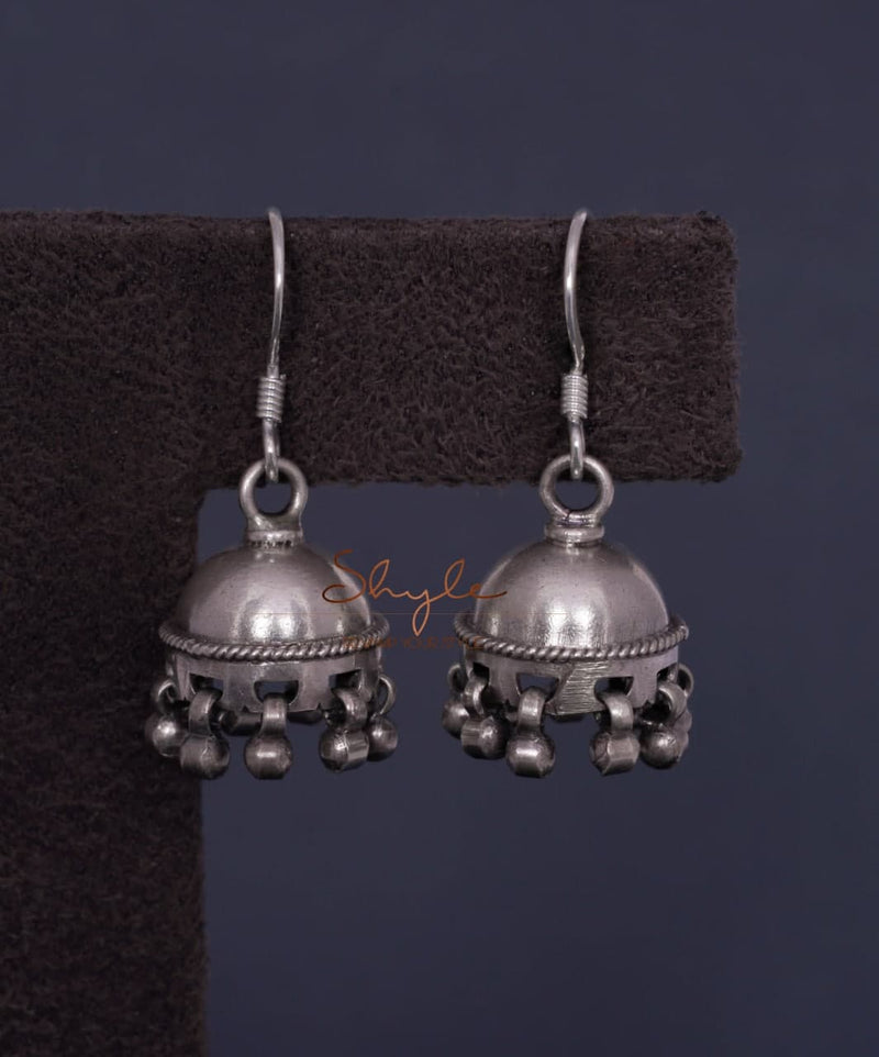 Moh Fine Versatile Jhumki front