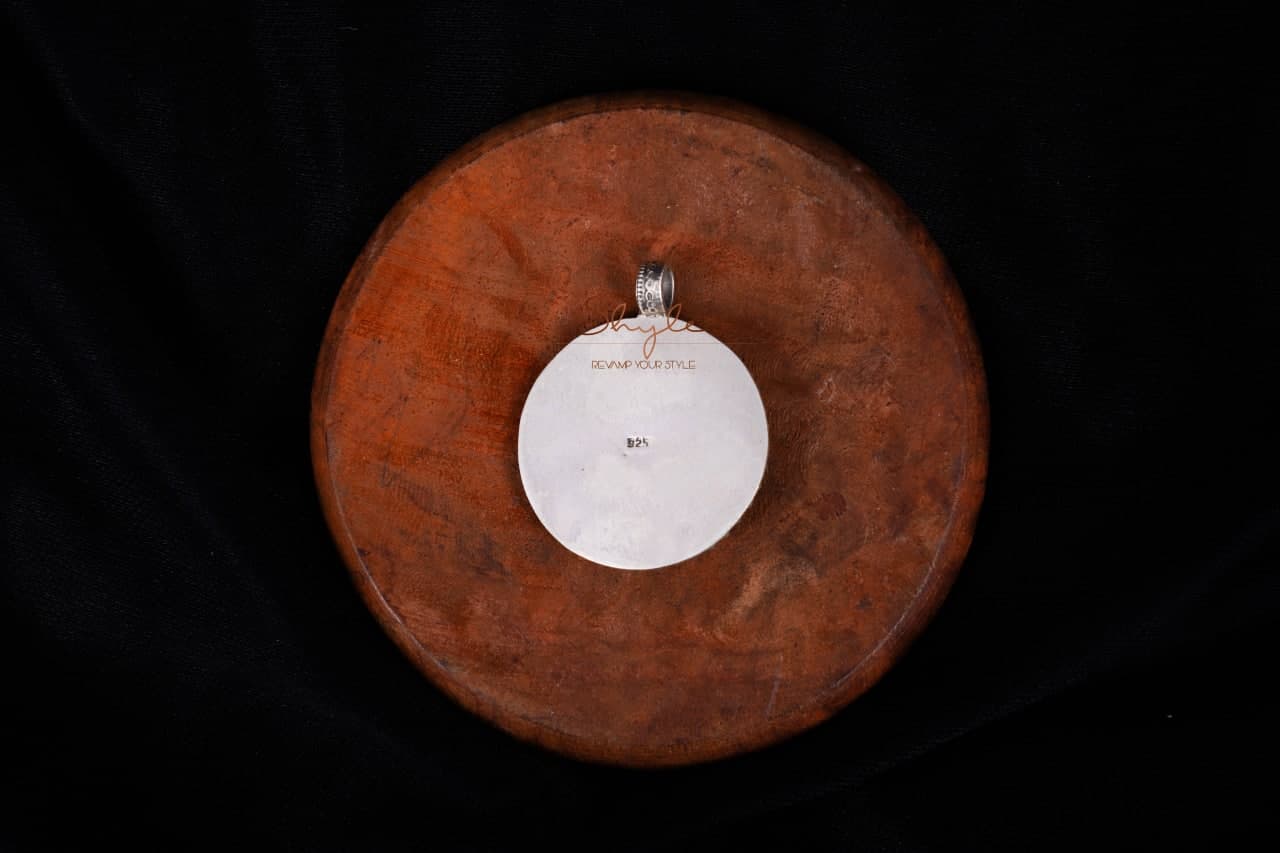 Mizoya Intricate Classic Pendant