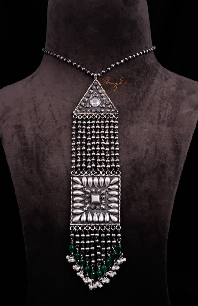 Tattva Intricate Dangling Classic Necklace