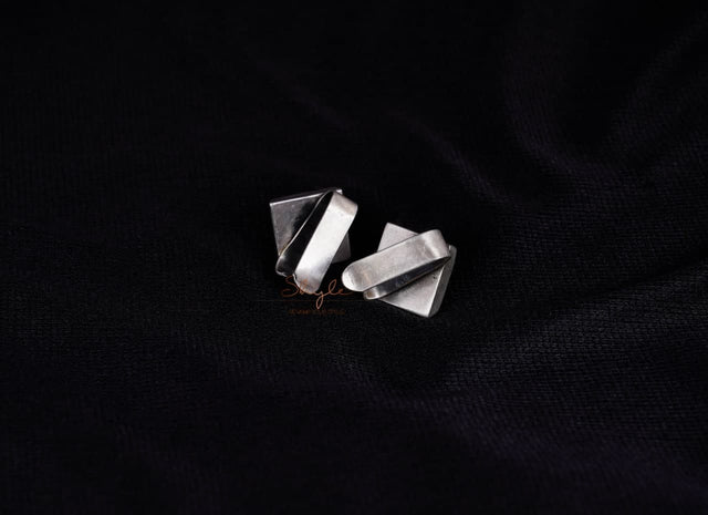 Moh Fine tikdi earclip