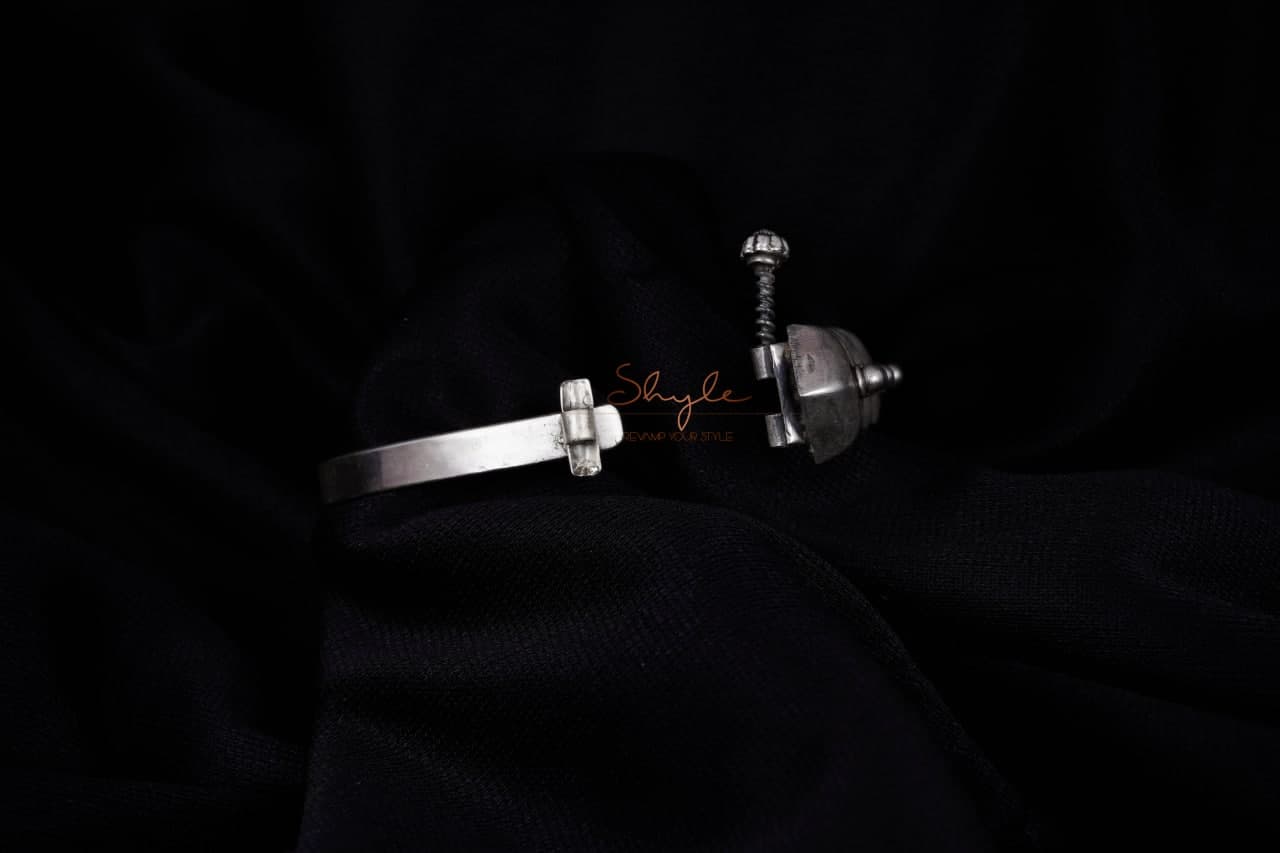 Moh Fine Tikdi D Kada side