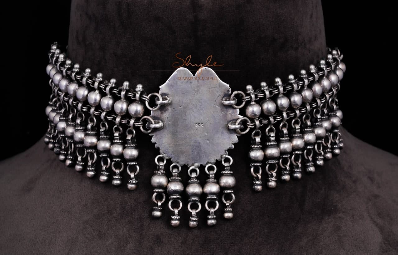 Tattva Jadau Turquoise Ghughri Ball Choker