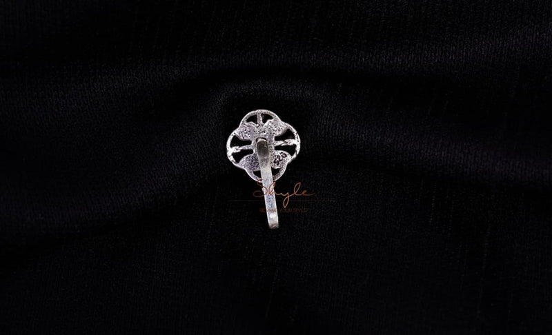 Adya Quirky Clip On back