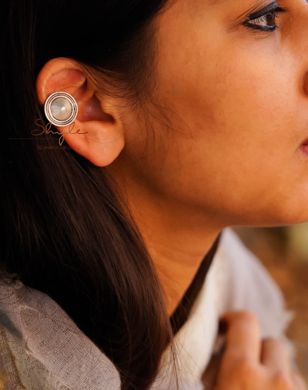 Adya Fine Everyday Earclip model