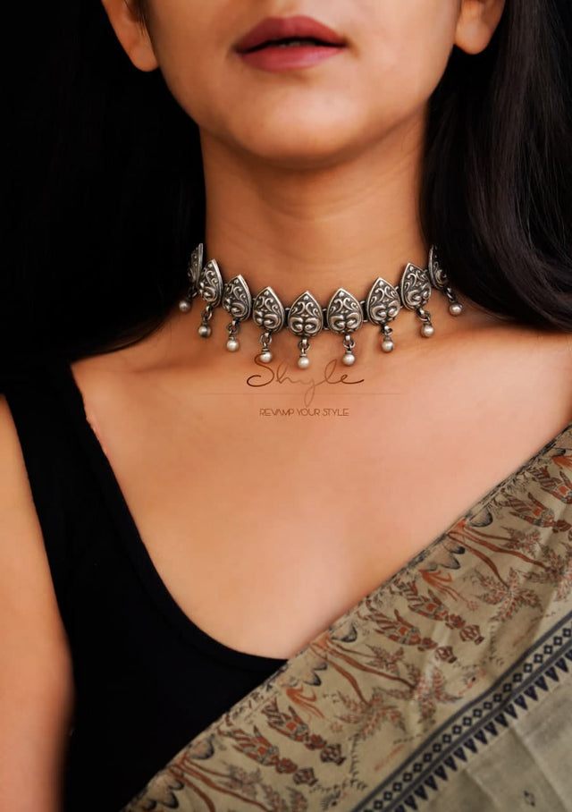 Mizoya Dual Peacock Ball Drop Intricate Choker