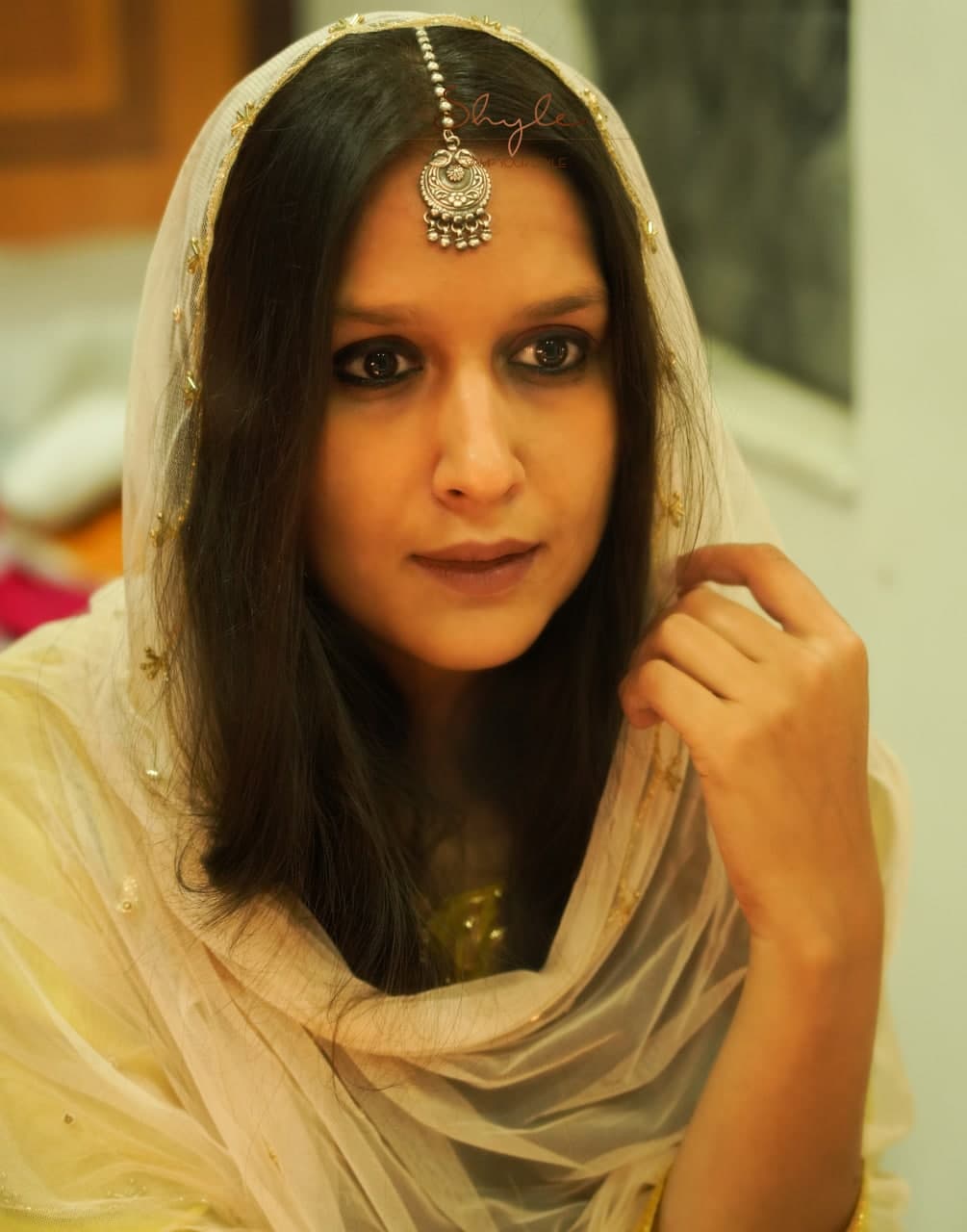 Dulari Petal ghughri Maangtika model