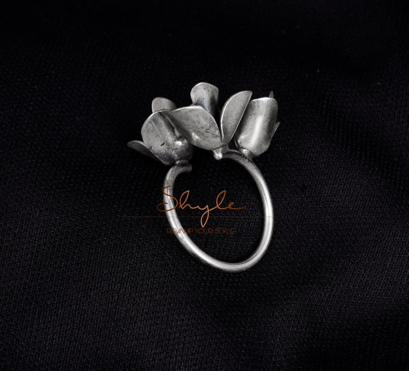 Qurbat Rose Cluster Statement Ring