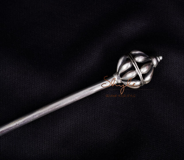 Mizoya Embossed Motif Juda Pin