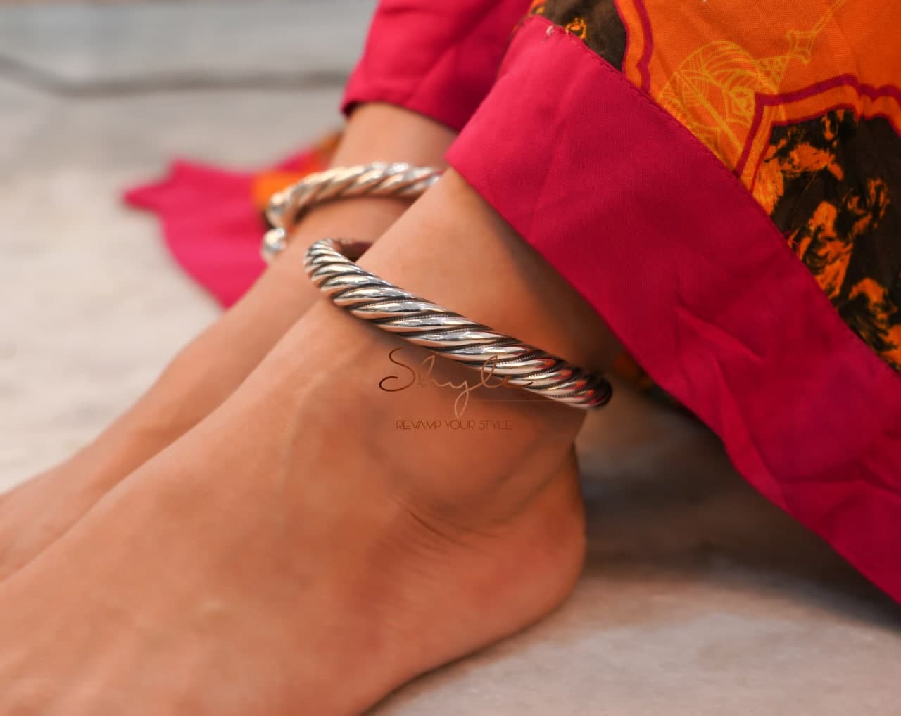 Anvaya Intricate Spiral Ankle Kada primary