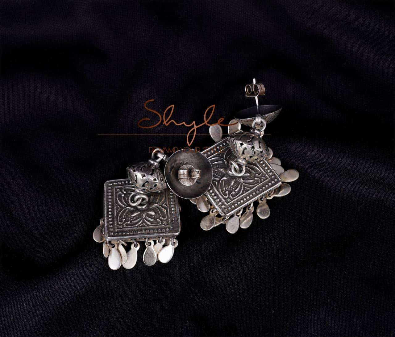 Tattva textured Motif Square Layered Jhumka back