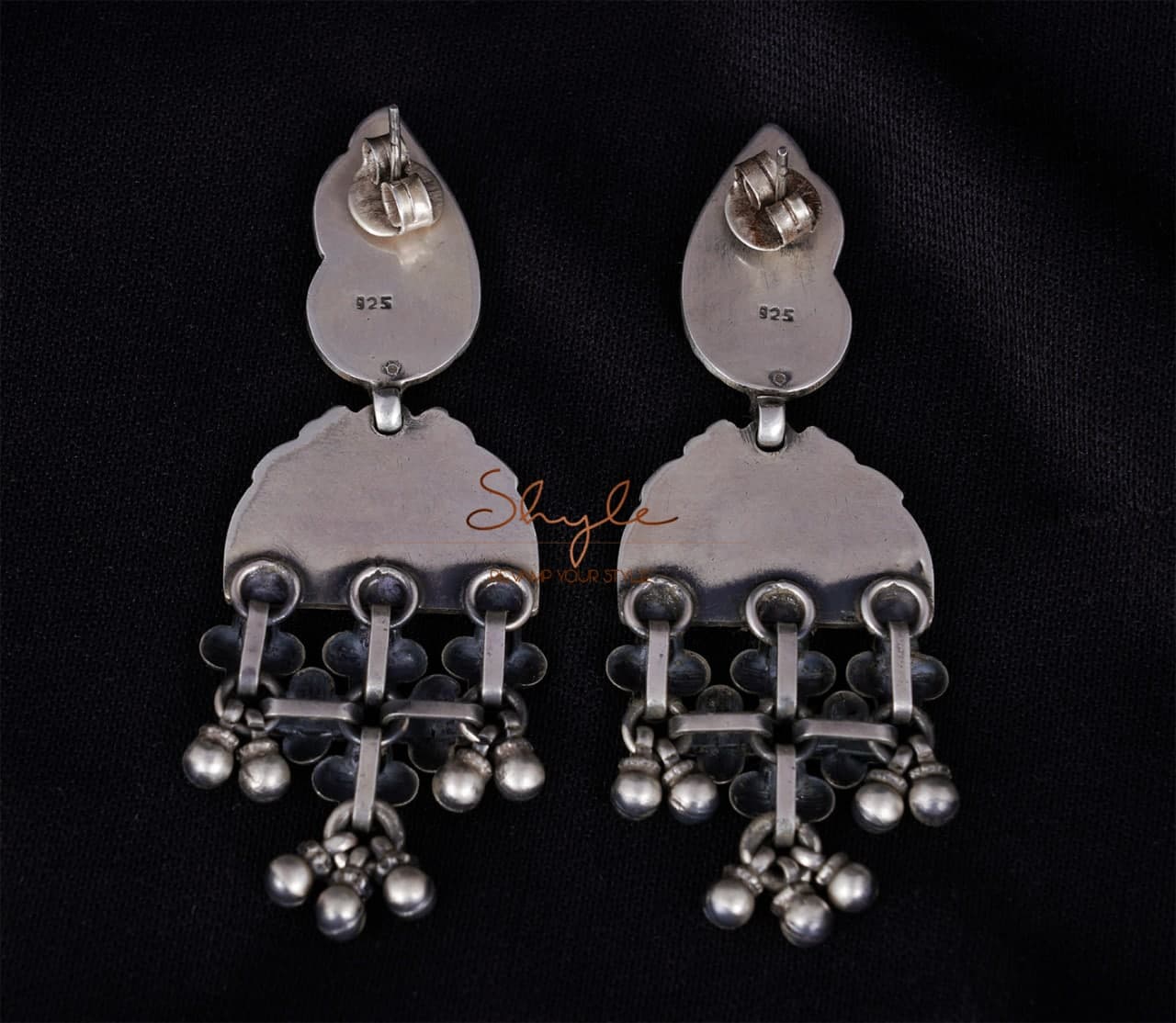 Mizoya Intricate Peacock Jali Earrings back