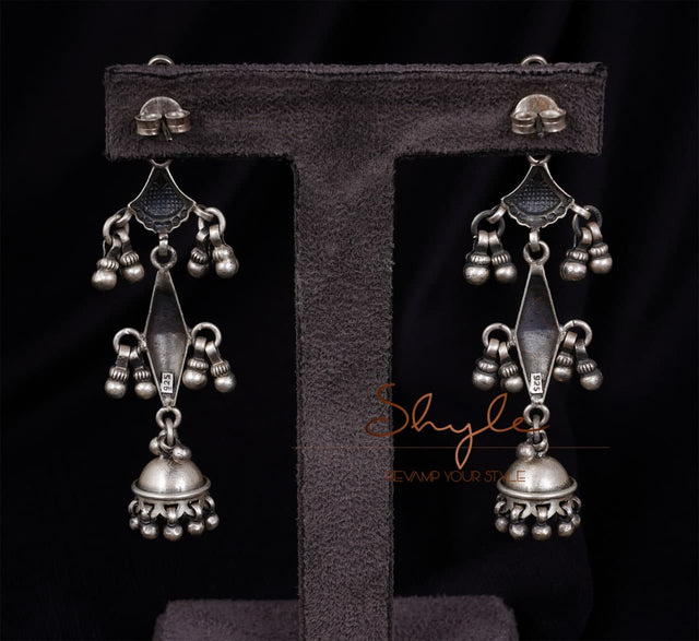 Moh Flower Motif Fine Layer Jhumki