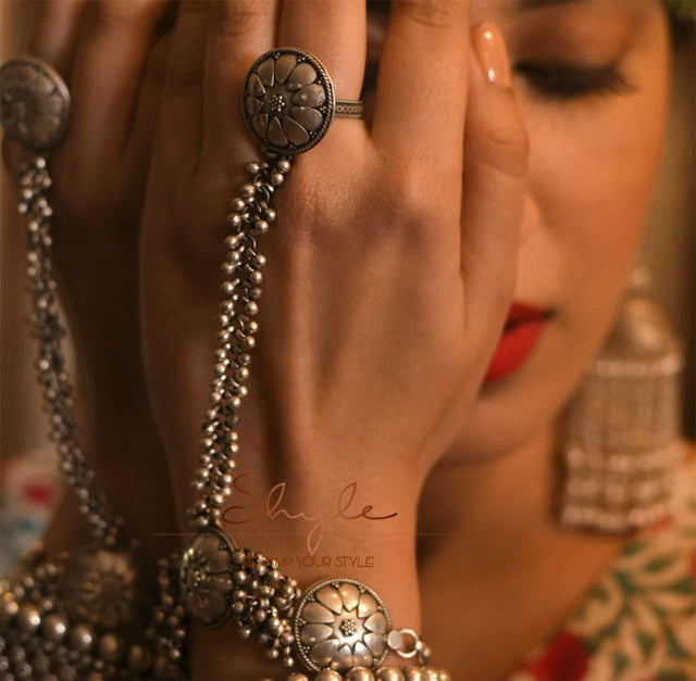 Moh Intricate Petal Motif Ghughri Statement Hathphool secondary