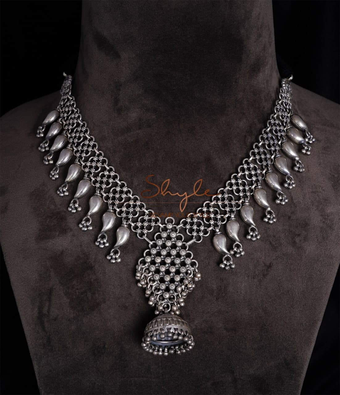 Tattva Intricate Jali Jhumka Drop Statement Necklace