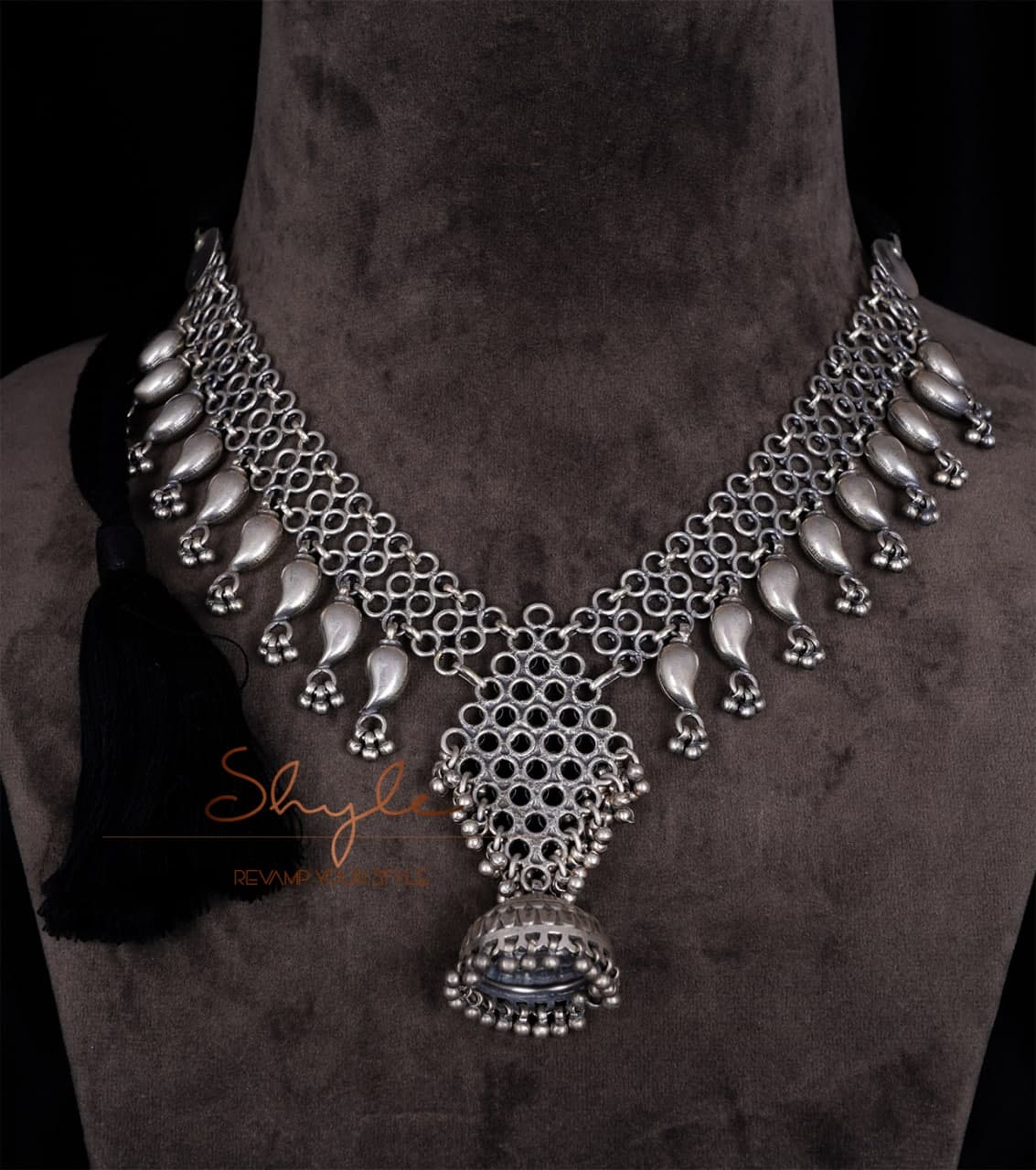 Tattva Intricate Jali Jhumka Drop Statement Necklace