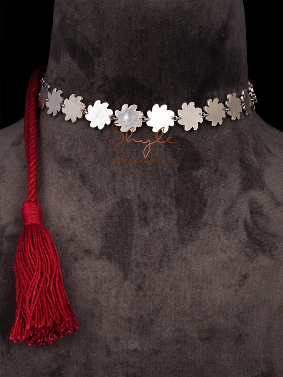 Adya Intricate Flower Sequence Choker Set